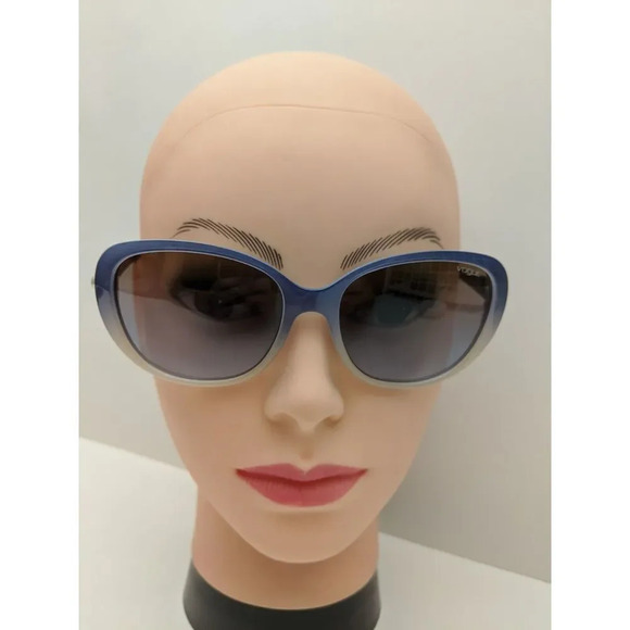 🕶️Made in Italy! Vogue VO2771 Gradient Sunglasses 58/17 135 /ALL110🕶️ - Picture 9 of 9